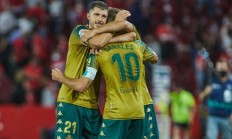 开云下载-瓦拉多利德主场被毕尔巴鄂绝杀，遭遇四连败