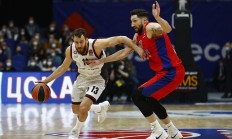 开云APP-关于球星欢聚一堂，篮球对决火爆展开，现场热闹的信息