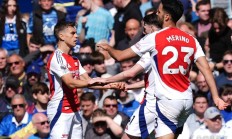 开云下载-阿森纳客场不敌对手，备战欧洲战事