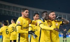 开云体育APP下载-球队冠军呼声高涨，实力悄然崭露或成黑马