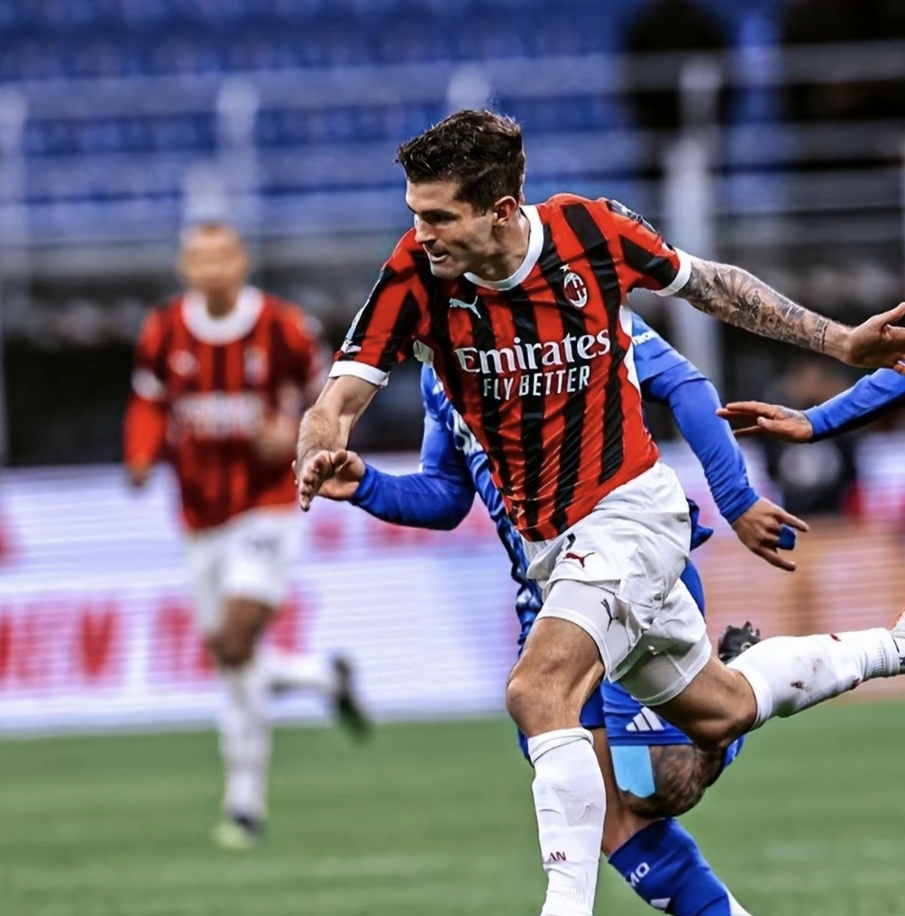 AC米兰主场负于对手，表现沮丧的简单介绍