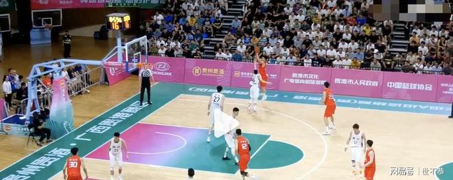 四川男篮惊险获胜,成功逆袭对手 四川男篮惊险获胜,成功逆袭对手