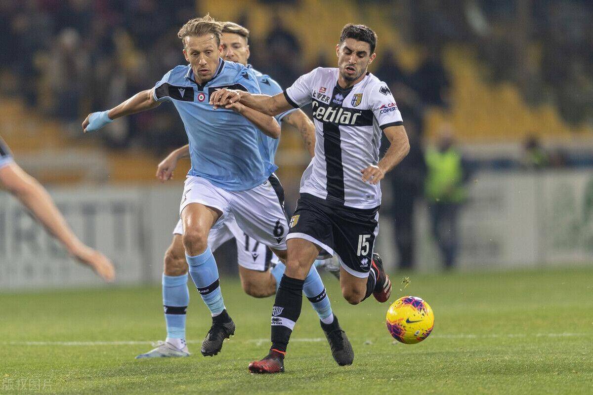 帕尔马客场逼平对手，奋力保持不败的简单介绍