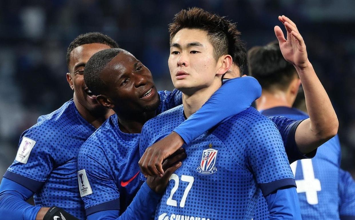 包含亚洲足球劲旅再度问鼎，顶尖球队实力抢眼的词条