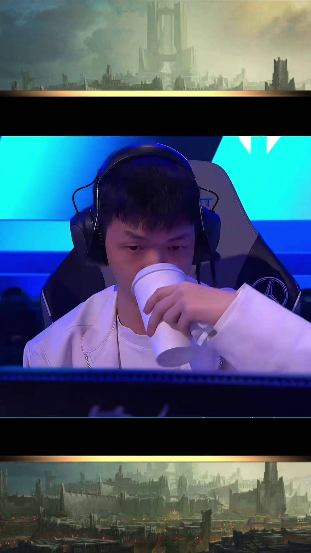 FNC险胜MAD,ShowMaker操刀奇招英雄翻盘激烈交锋四强赛,强势挺进下一轮 FNC险胜MAD,ShowMaker操刀奇招英雄翻盘激烈交锋四强赛,强势挺进下一轮