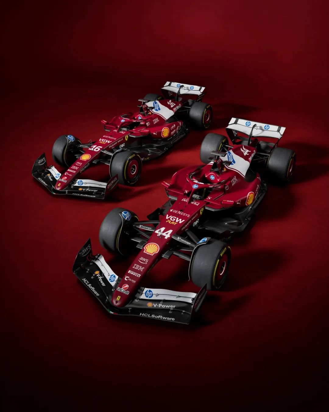 索伯车队完胜红牛二队,塞恩斯带队取胜 索伯车队完胜红牛二队,塞恩斯带队取胜