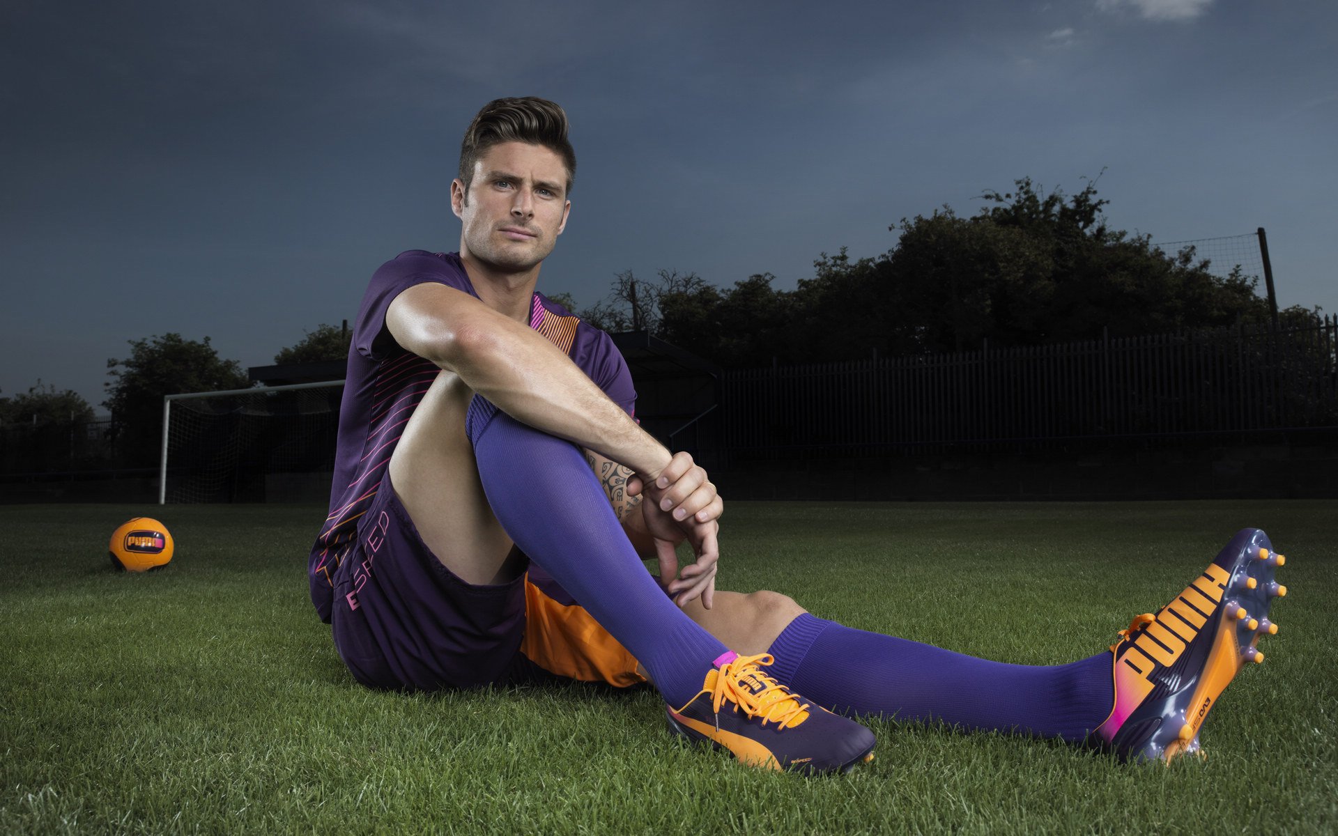 双城记，巴黎的稳健与曼城的魔法—胜利的两种范式