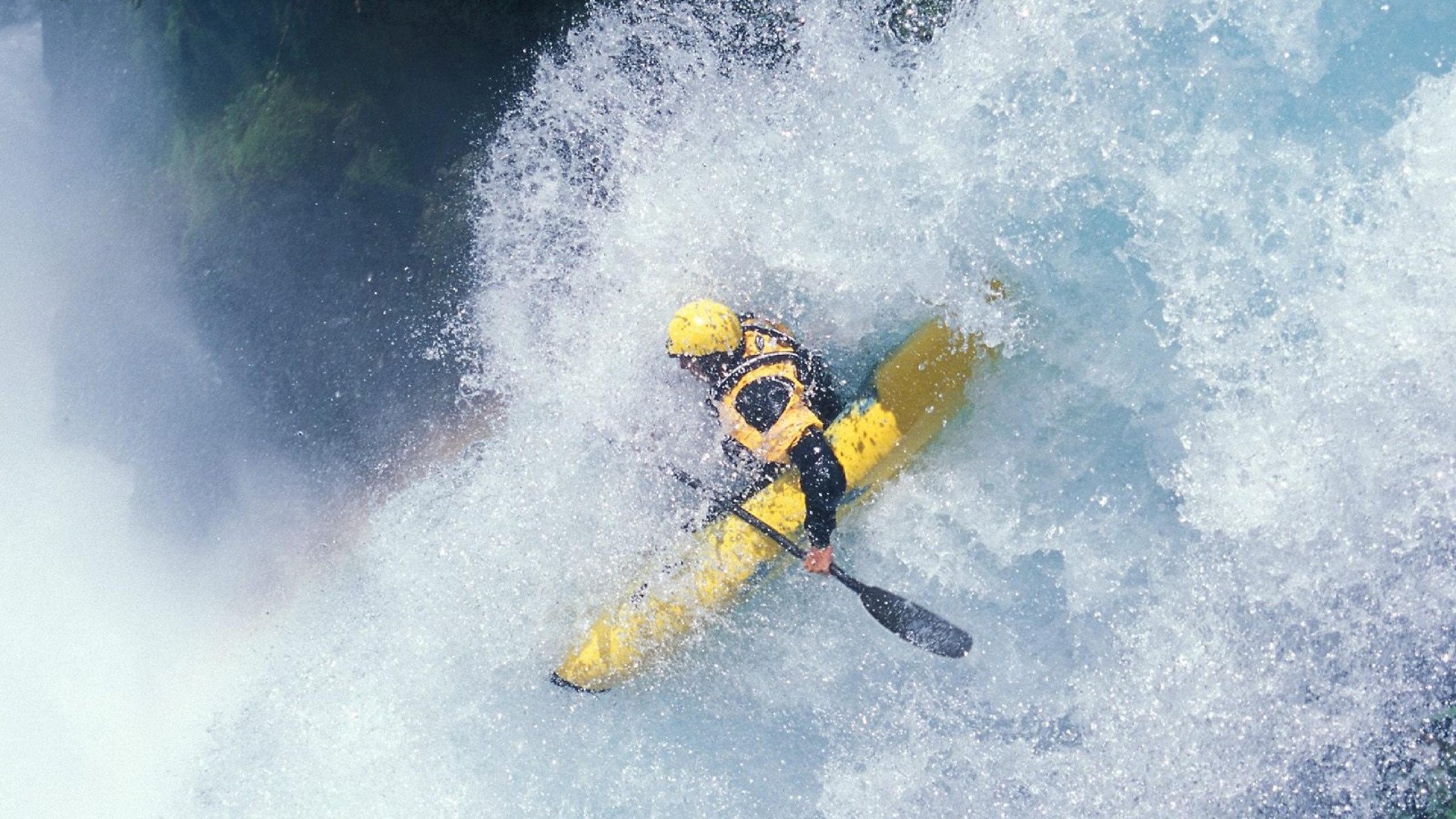 从巴黎街头到北非之巅，卡马文加的艺术爆发与阿尔及利亚的压制交响曲